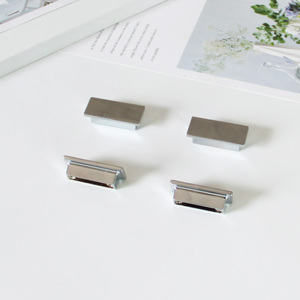 มือจับตู้ทรงสี่เหลี่ยมทันสมัย ทำจากโลหะผสมสังกะสี ดีไซน์มินิมอล สำหรับเฟอร์นิเจอร์ห้องครัว ห้องน้ำ ห้องนอน ตู้เสื้อผ้า และลิ้นชัก - Product Image 5