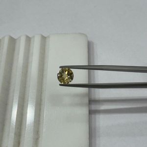 Topaze impériale naturelle de qualité gemme, taille brillant ronde, 1,80 carat, pierre précieuse en vrac, 7,50 mm, qualité AAA, Madagascar, vente en gros, qualité supérieure - Product Image 4