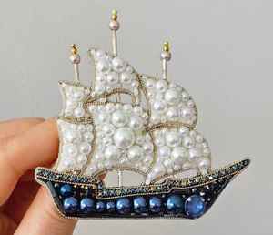 Broche artisanale élégante, bijoux de mode pour femmes à prix abordable - Product Image 4