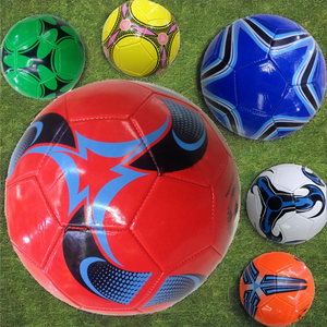 Ballon de football pakistanais de qualité supérieure, taille 5, professionnel, pour entraînement de club, couleur personnalisée, taille professionnelle. - Product Image 2