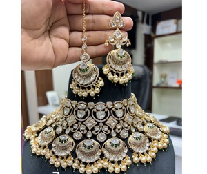 Ensemble collier et boucles d'oreilles Kundan plaqué or de qualité supérieure, avec tikka, pour mariage, bijoux de mariée pour femmes - Product Image 1