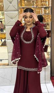Premium Schweres Mikro-Baumwoll-Faux-Georgette Besticktes Kurti-Palazzo-Set mit Stein-Pailletten-Arbeit, Schirm-Flair und Spitzenborte Dupatta - Product Image 2
