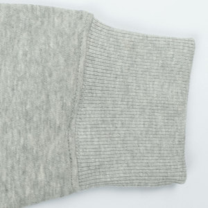 Chándal de corte holgado para hombre, perfecto para viajar o actividades ligeras, con material suave y un look informal. - Product Image 6