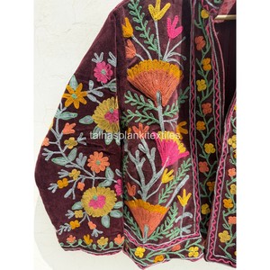Veste en velours pour femme, motif floral brodé à la main, col mandarin, manches longues, manteau d'automne - Product Image 4