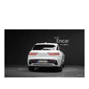 Genesis GV70 2.5T AWD 2024, SUV a Gasolina con Caja de Cambios Automática, Asientos de Cuero, Cámara Trasera, 39,850 km, Volante a la Izquierda - Product Image 4