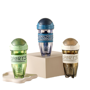 Bouteille d'eau sport écologique réutilisable 600 ml en plastique avec couvercle à rabat et corde, idéale pour la randonnée et les voyages en voiture - Product Image 2