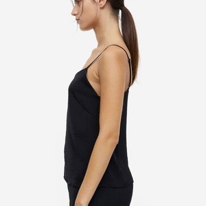 Ensemble de pyjama 3 pièces en satin de rayonne respirant personnalisé, vêtements de détente pour femmes, nouvelle arrivée, vente en gros - Product Image 4