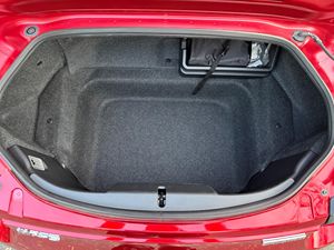 Auto Usado en Buenas Condiciones, Mazda MX-5 Miata RF Grand Touring Convertible 2023, Listo para Enviar - Product Image 6