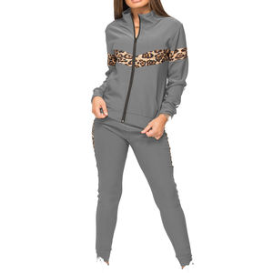 ชุดวอร์มลำลองสำหรับผู้หญิงแบบสองชิ้น เนื้อผ้านุ่มสบาย เหมาะสำหรับออกกำลังกายที่ยิมและแฟชั่นสไตล์สตรีท - Product Image 1