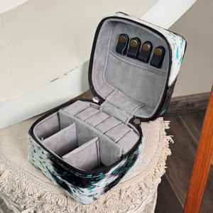 Handcrafted Cowhide Leather Square Zipper Jewelry Case with Hand Tooled Lid Turquoise Stone & Compartments for Rings & Earrings - Product Image 6