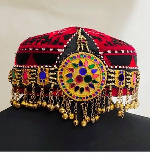 Gorros Topi Afganos Bordados Multicolor Personalizados para Mujer, Sombrero Bordado para Fiestas, Gorro Tribal Afgano Kuchi - Product Image 3