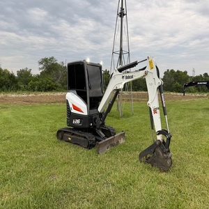 Potente Miniexcavadora Bobcat E26 de Alto Rendimiento, Equipo Compacto para Construcción Agrícola y Trabajos de Servicios Públicos - Product Image 5