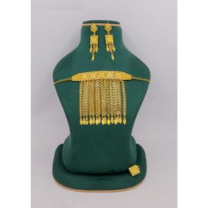 Colliers plaqué or micro formant ensemble de bijoux de mariage et traditionnels cadeau pour les femmes en cuivre et laiton Martasha - Product Image 3