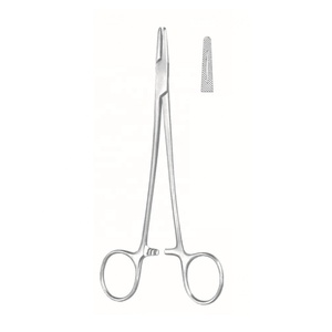 Porte-aiguille Mayo Hegar Premium 16 cm - Acier inoxydable de qualité chirurgicale, manche doré TC, autoclavable, haute adhérence - Certifié ISO13485 CE - Product Image 4