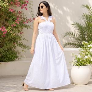 Vestido Maxi Bohobi Premium Blanco con Puntos, Sin Mangas, Bordado, con Cuello Halter Cruzado, Volantes, Corte en A, Holgado, Estilo Boho, Casual de Verano - Product Image 3