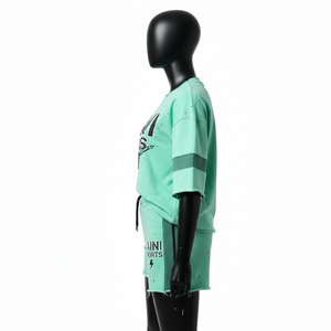 Conjunto de camiseta y pantalones cortos para mujer, algodón premium French Terry 260 GSM, tacto suave, panel en contraste, estampado serigrafiado, logotipo personalizado, conjuntos para mujer - Product Image 4