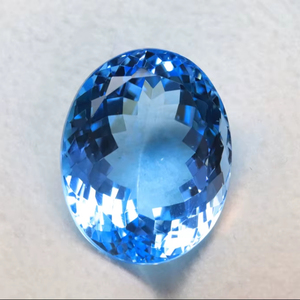 Pierre précieuse authentique de topaze bleue suisse - Topaze bleue suisse facettée de 9x7 mm - Pierre de topaze bleue de forme ovale pour la création de bijoux - Product Image 1