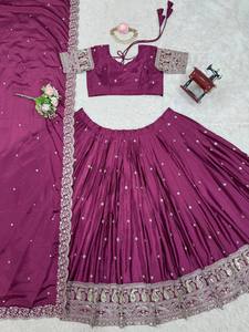Robe traditionnelle pour femme, Lehenga Choli, brodée, avec des paillettes, travail au fil, soie Vichitra, pour mariage et fête - Product Image 4