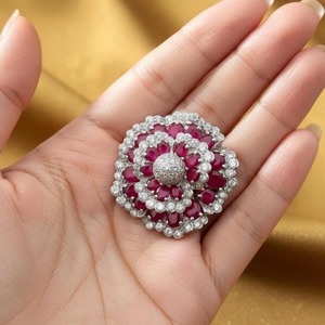 Broche Fleur Rubis Rose Plaqué Or 14 carats Bijou Statement Art Déco Argent 925 Diamant Unique Femme & Homme Mariage - Product Image 3