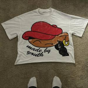 Fabricant en gros de t-shirts graphiques personnalisés avec strass - Product Image 1
