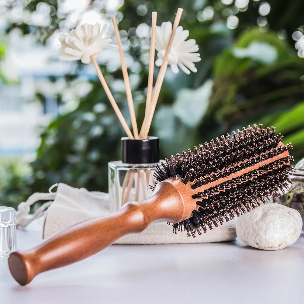 Escova de cabelo profissional mágica com cabo de madeira redondo misturado de nylon e cerdas de javali à venda