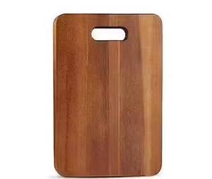 Tabla de Cortar Rectangular de Resina con Asa y Esquinas Redondeadas, Color Marrón, Estilo Rústico, de Emporium Exports, 1.5 cm de Grosor, Apta para Lavavajillas - Product Image 1