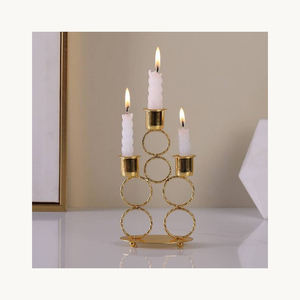 Nouvelle Arrivée : Porte-bougie Métallique Élégant Personnalisable – Nouveau Design Décoratif pour la Maison, les Mariages et les Centres de Table - Product Image 1