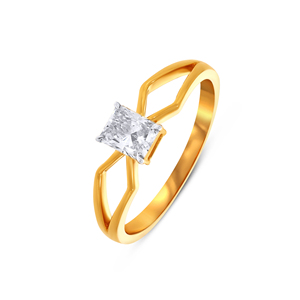 Bague de fiançailles de luxe en or jaune 18 carats avec diamant solitaire taille princesse pour femme, bague de mariage moderne à bande géométrique ouverte - Product Image 1