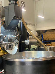 Café Robusta 100% en vrac, 250g/sac, caféiné, torréfaction intense de qualité supérieure, OEM ODM, DALAKON Dak Lak, Vietnam, moulu et torréfié - Product Image 2