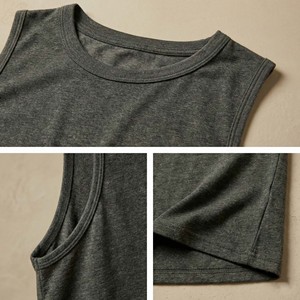 Camiseta sin mangas para hombre con corte bajo en las axilas, de algodón/bambú, de secado rápido, transpirable, estilo vintage, con logo y color personalizables, estilo streetwear, para culturismo. - Product Image 5
