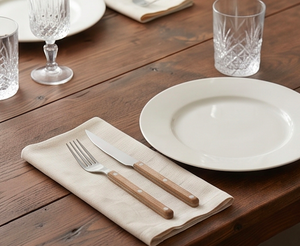 Juego de cubiertos minimalista con mangos de madera, acabado de alto brillo, cubiertos metálicos duraderos para camping y uso doméstico. - Product Image 5