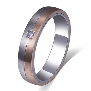 Anillo de Boda Minimalista Chapado en Oro Rosa con Diamante Corte Princesa en Engaste de Bisel, Diseño Geométrico Unisex, Joyería Fina - Product Image 4