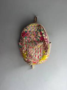 Mochila de Algodón Acolchada con Estampado Floral, Cierre de Cremallera, Estilo Bohemio, Unisex, Uso Diario, Capacidad Inferior a 20 Litros, REGALO PARA ELLA - Product Image 1