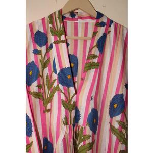 Vestido Maxi de Algodón con Estampado Artesanal Boho para Mujer, Rayas Rosas y Flores Azules, Corte Holgado, Cuello en V, Vestido Largo - Product Image 5