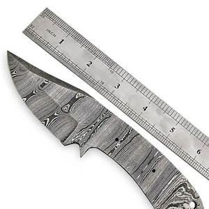 Cuchillo de Caza de Acero de Damasco Hecho a Mano Personalizado, Hoja en Blanco con Punta Caída y Borde Biselado - Product Image 5