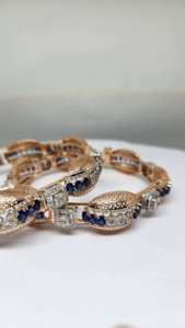 Brazalete de Lujo en Oro Rosa de 14K con Diamantes y Piedra Azul, Certificado IGI, Joyería Fina, Ideal para Eventos Diarios de Lujo - Product Image 5