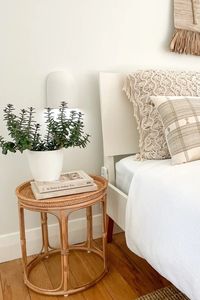 <b>Vintage</b> Natural Rattan <b>Side</b> <b>Table</b> With Elegant Round Top And Strong Wooden Frame For Indoor Outdoor Home Furniture - Product Image 6