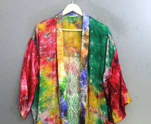 Robe kimono en mousseline tie-dye, longueur genou, coupe ample, col bateau, fermeture à cordon, tenue d'été pour adultes, 100% soie douce - Product Image 6