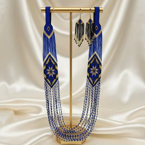 Ensemble collier et boucles d'oreilles tendance et unique en perles de rocaille style bohème : Bijoux tribaux de style américain pour mariage, cadeau, anniversaire, fête - Product Image 1