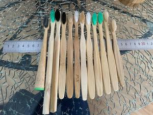 VENTE FLASH Brosse à dents en bambou Blue Lotus 2025 Nettoyage naturel Brosse quotidienne - Product Image 2