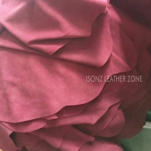 Cuir suédé de vachette de première qualité avec texture de peau sablée pour sacs et chaussures - Product Image 1