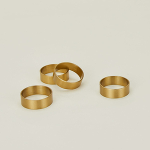 Juego de Servilleteros de Latón Macizo Martillado de Lujo, Ecológicos, con Acabado Dorado, Ancho y Forma Personalizables para Decoración de Mesa de Boda - Product Image 2
