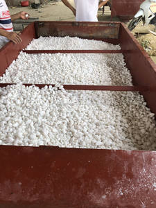 Galets naturels concassés en gros, gravier blanc pour la décoration de jardins et de parcs extérieurs - Product Image 2