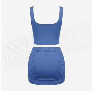 Conjunto de Yoga de 2 Piezas North Approach, Top Corto Azul, Falda Fruncida, Tirantes Finos, Cuello Redondo, Cintura Alta, Ropa Deportiva de Color Sólido - Product Image 3