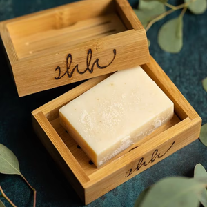 Jabonera de Madera Artesanal Estilo Religioso, Porta Jabón Pulido para el Hogar y la Hostelería, Decoración para Baño - Product Image 1