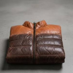 Chaqueta de invierno de cuero genuino de primera calidad con relleno aislante para control térmico y construcción duradera - Product Image 6