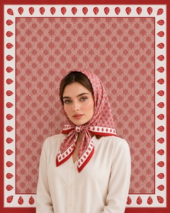Écharpe rose en cambric peigné à imprimé floral uni pour femme, utilisable comme foulard, bandeau, ceinture ou accessoire de mode - Product Image 3