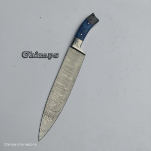 Cuchillo de Chef Tradicional Japonés de Lujo Ecológico con Hoja de Acero Inoxidable de 67 Capas, Mango de Madera Pakka y Funda de Cuero - Product Image 1