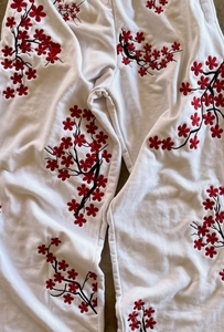 Pantalones Anchos Blancos para Hombre GENERSA SPORTS, Diseño de Flores de Cerezo Rojas, Cintura Elástica, Casuales, de Verano, Algodón de Peso Medio, Antiarrugas - Product Image 4