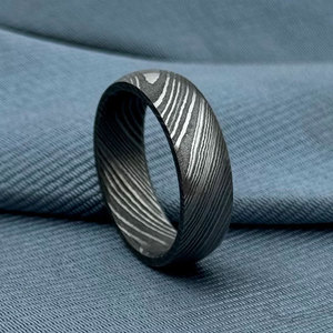 Anillo de Acero de Damasco Personalizado, Hecho a Mano, Joyería Duradera y Moderna para Uso Diario, Anillo de Boda de Acero de Damasco - Product Image 1